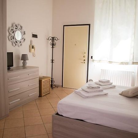 Enjoy Bologna Apartment ภายนอก รูปภาพ