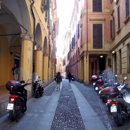 Enjoy Bologna Apartment ภายนอก รูปภาพ