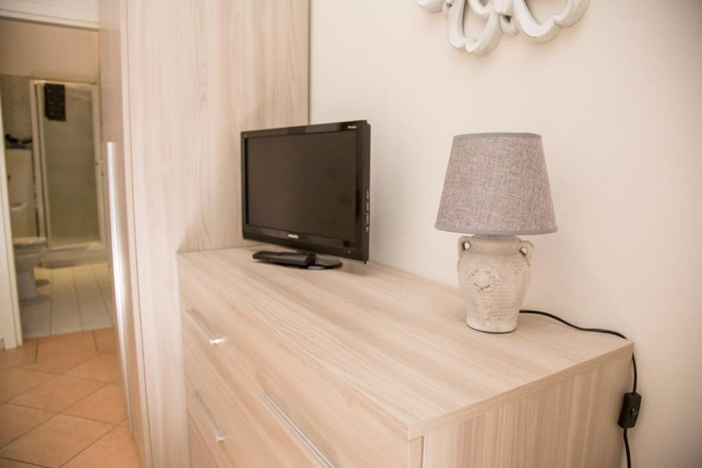 Enjoy Bologna Apartment ภายนอก รูปภาพ